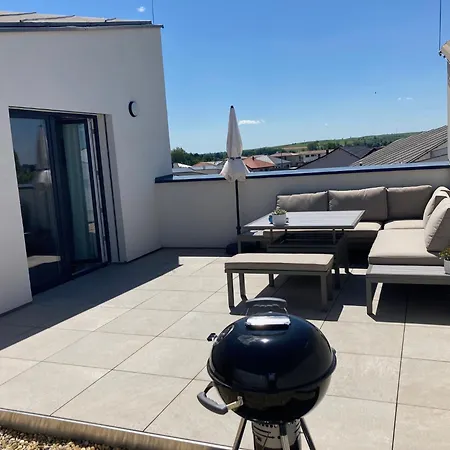Apartment Pod Rimskym Vrchem